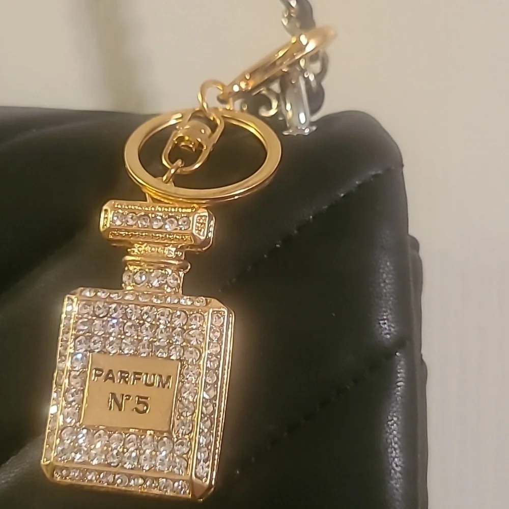 Ladies Womens Rhinestone Perfume Parfum No. 5 Gold Keychain/Bag Charm